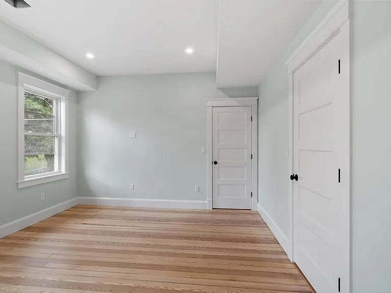 61 Warren St #2 — Photo 12