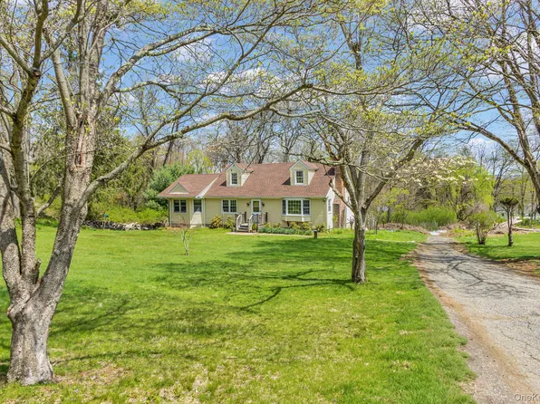 10 Otha Drive, Katonah, NY 10536