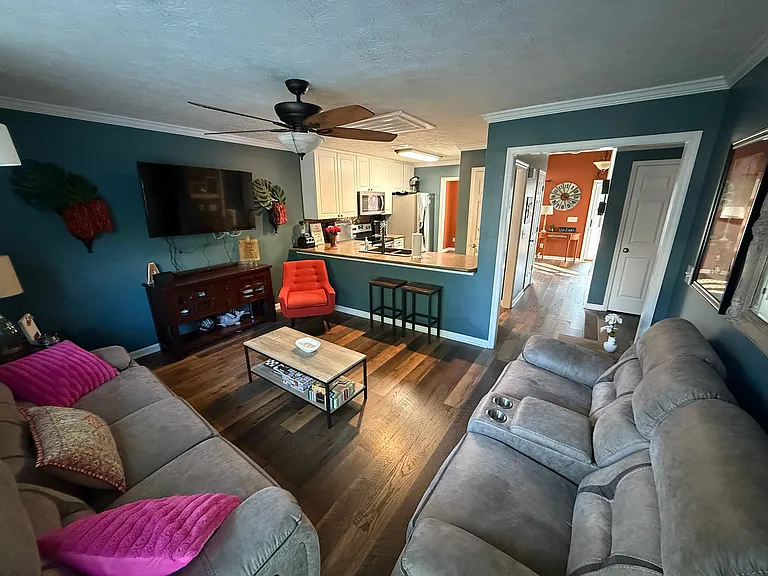 2428 E University Dr #801 — Photo 8