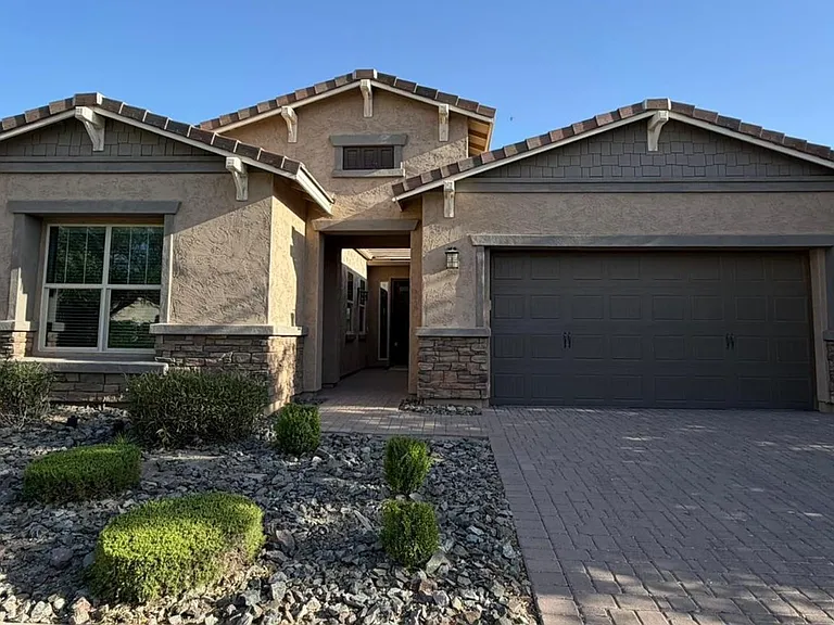 9541 E Theia Dr — Photo 2