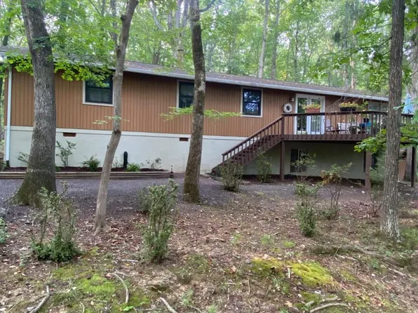 222 Creekside Dr, Locust Grove, VA 22508