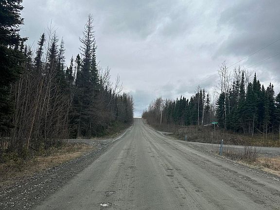4th image of 38060 Adkins Rd