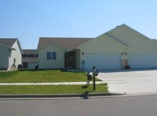 1808 S Locust Ave, Brandon, SD 57005