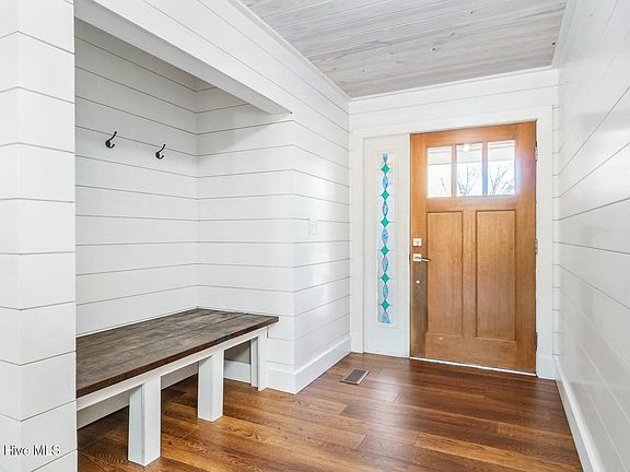 4th image of 3600 Meadow Drive