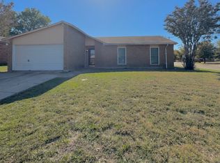 424 Green Canyon Dr, Mesquite, TX 75150