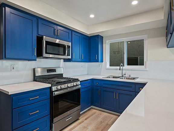 4th image of 845 2nd St