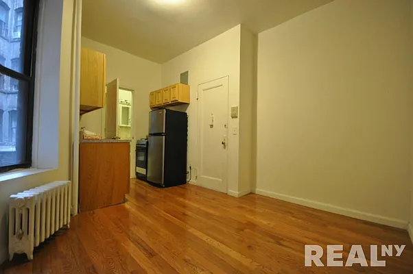 Rented by REAL New York | media 4