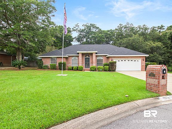 2nd image of 10721 Magnolia Ln