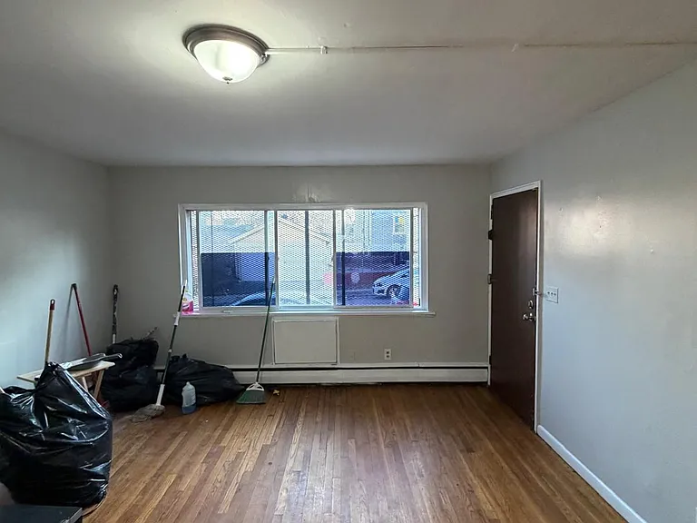89 Wagner Pl #D1 — Photo 5