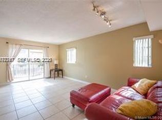 8650 SW 109th Ave #3-223, Miami, FL 33173
