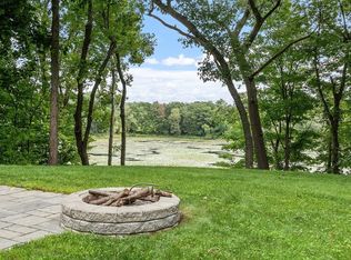 9 Hall Pond Rd, Boylston, MA 01505