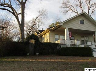 920 Gunter Ave, Guntersville, AL 35976