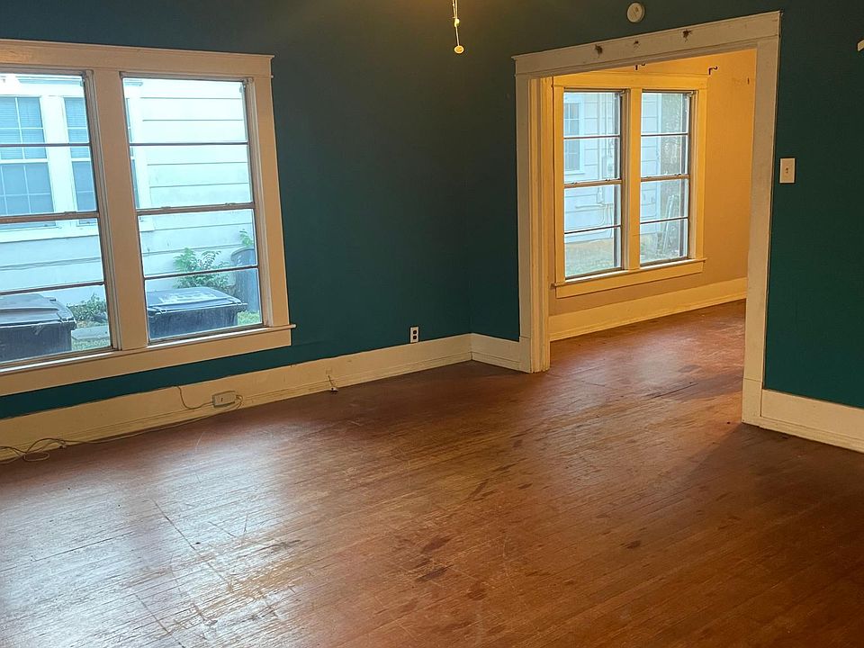 1106 Egan St, Denton, TX 76201 Zillow