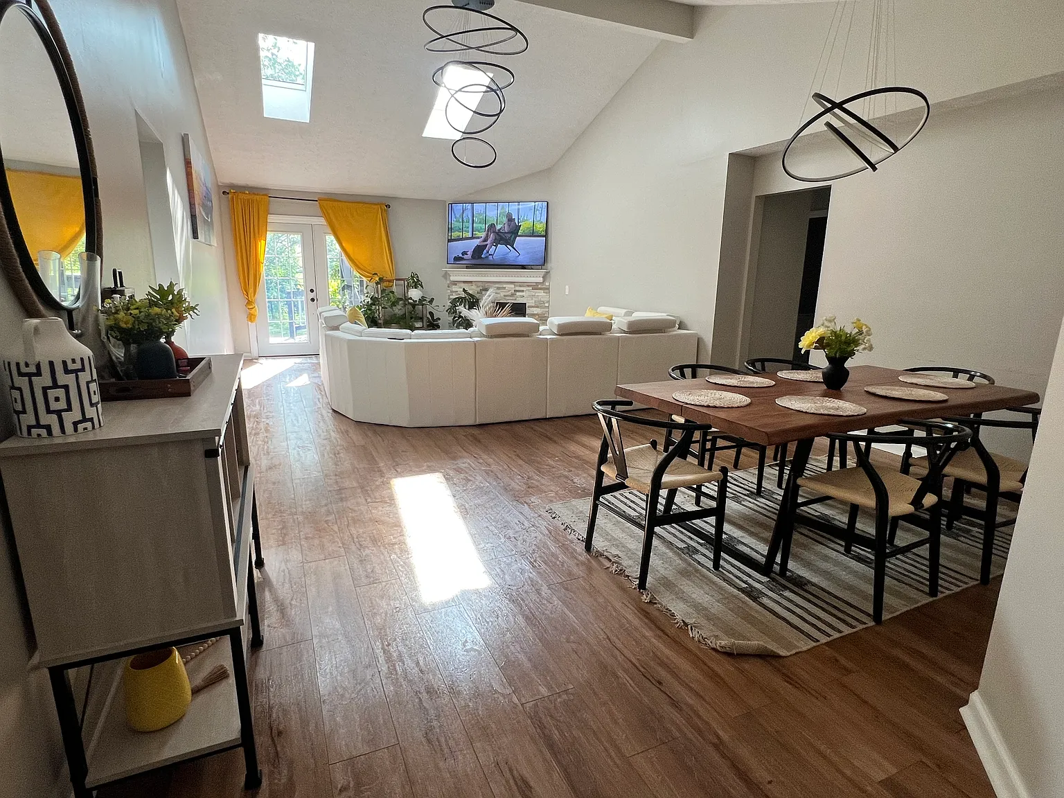 6110 King Lear Ct — Photo 3