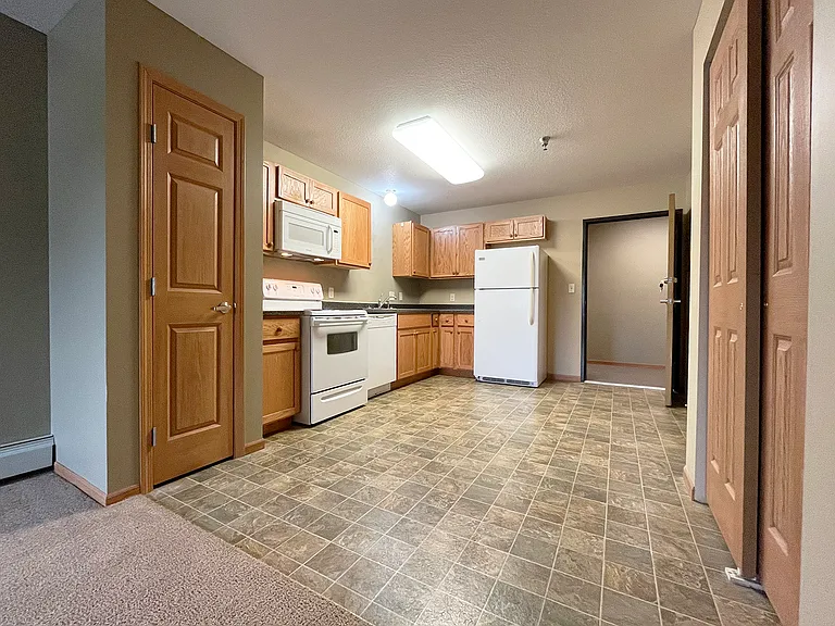 Ashley Estates — Photo 28