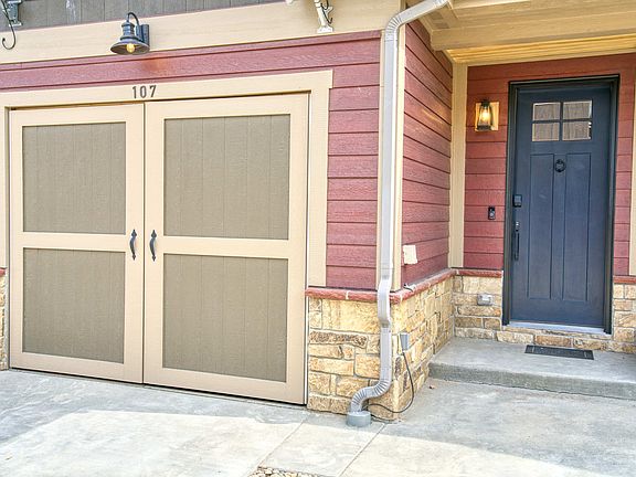 2nd image of 107 Eagle Ridge Dr