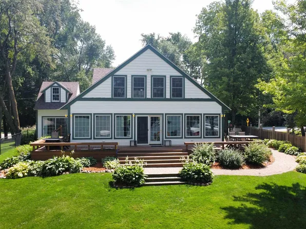 4116 Southshore Dr, Clear Lake, IA 50428