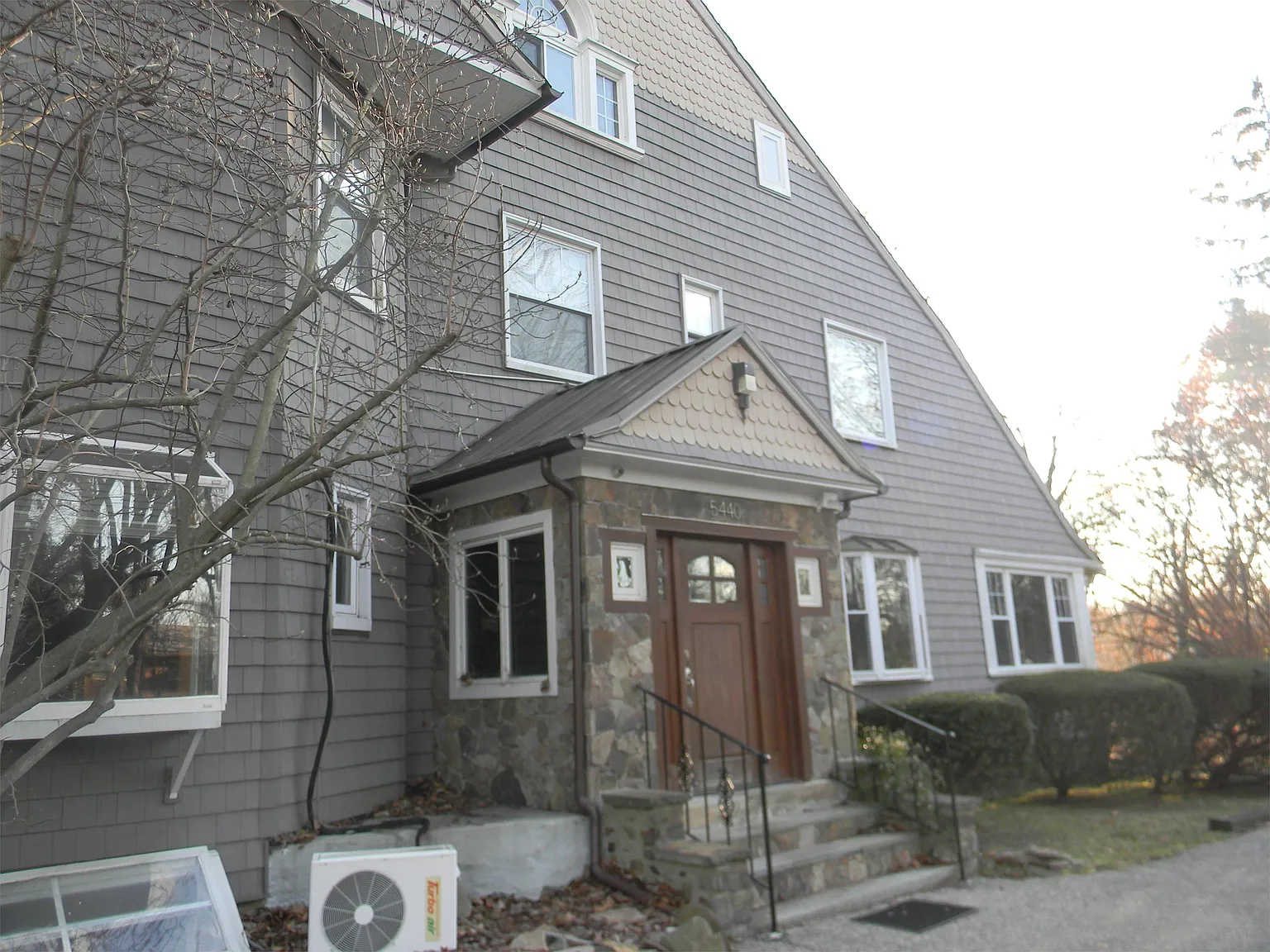 STO - 2 — Photo 1