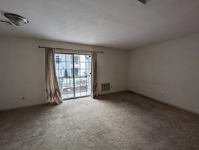 28 James St #31 — Photo 14