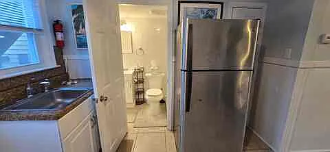 5401 Long Beach Blvd #2 — Photo 8