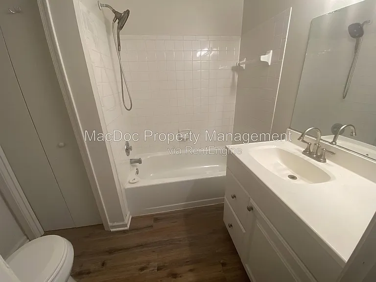 100 Chesterfield Ln #302 — Photo 17