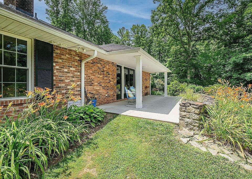 74 Lands End Dr, Hendersonville, NC 28791 Zillow