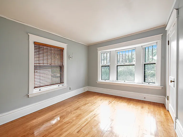 16 Union Ave SE — Photo 11