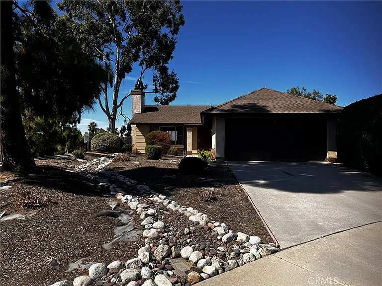 22665 Ashford Cir — Photo 12