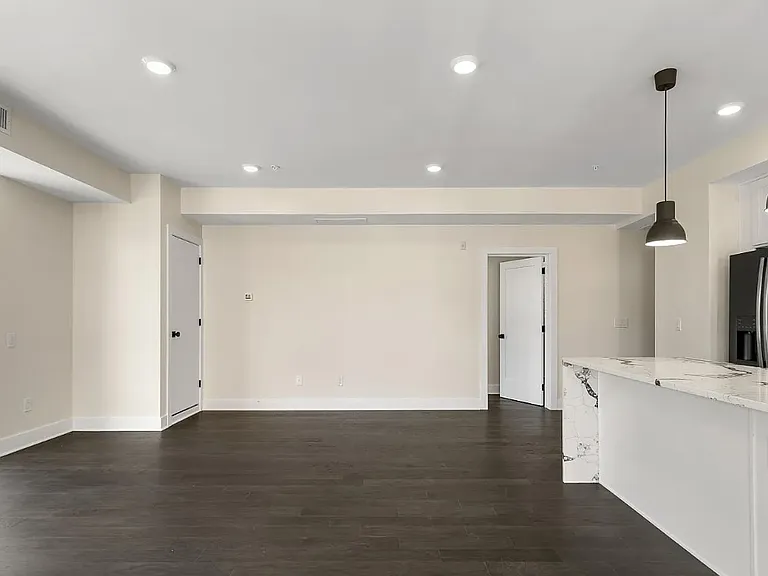 1868 Frankford Ave #201 — Photo 9