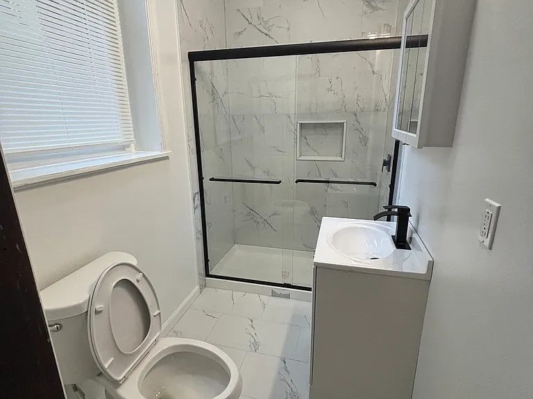 237 S 21st St #2 — Photo 7