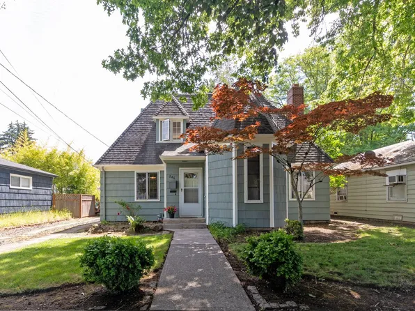 246 NE 4th Ave, Hillsboro, OR 97124