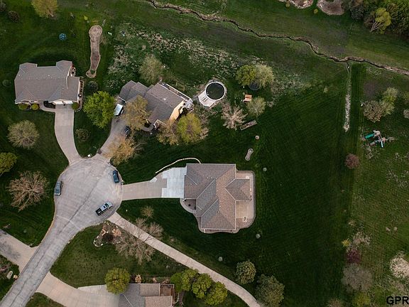 3rd image of 11840 S 202nd Cir
