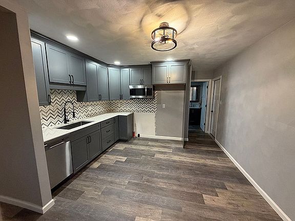 New quartz countertops 