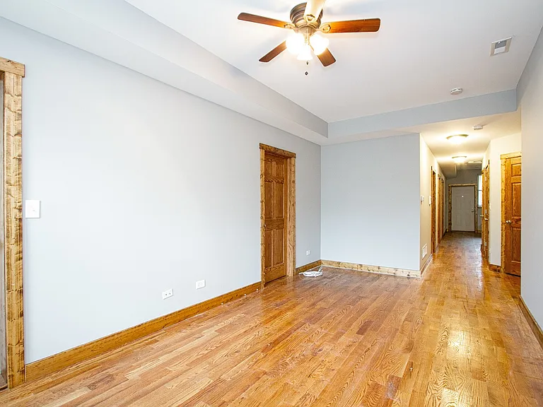6042 S Michigan Ave #2S — Photo 9