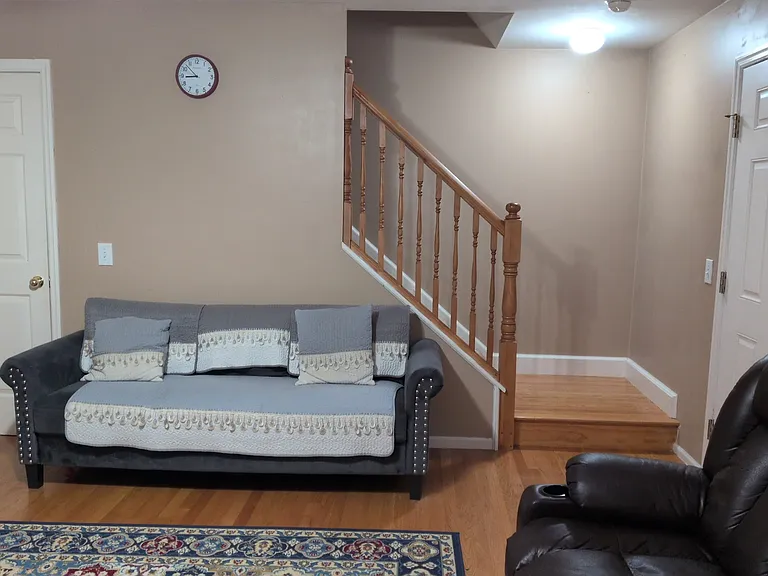 37 Glen Ave #22 — Photo 3