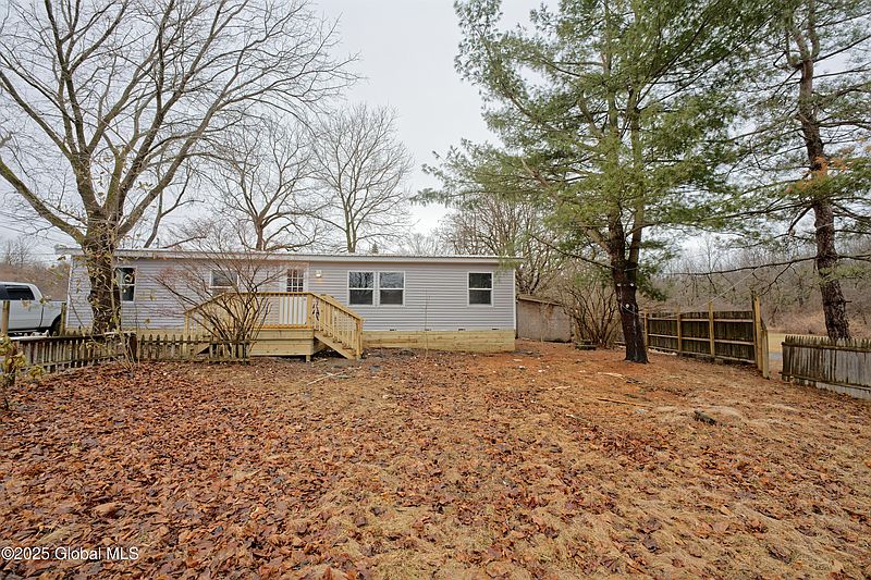 2nd image of 1826 Brookview Road
