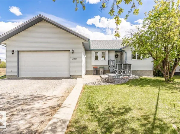 5211 47th St, Thorsby, AB T0C 2P0