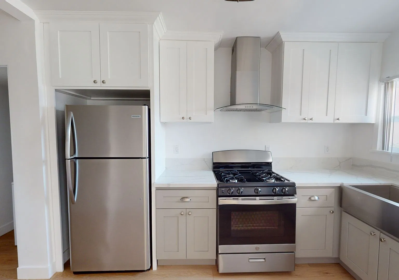 Lyman Place Apartments — Photo 3