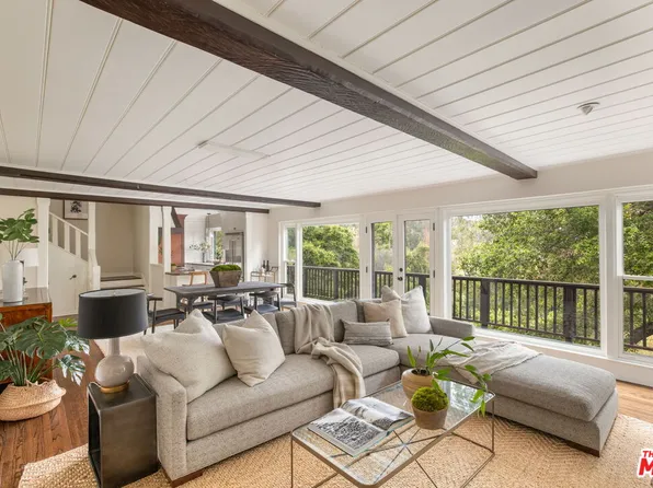 3687 Shannon Rd, Los Angeles, CA 90027
