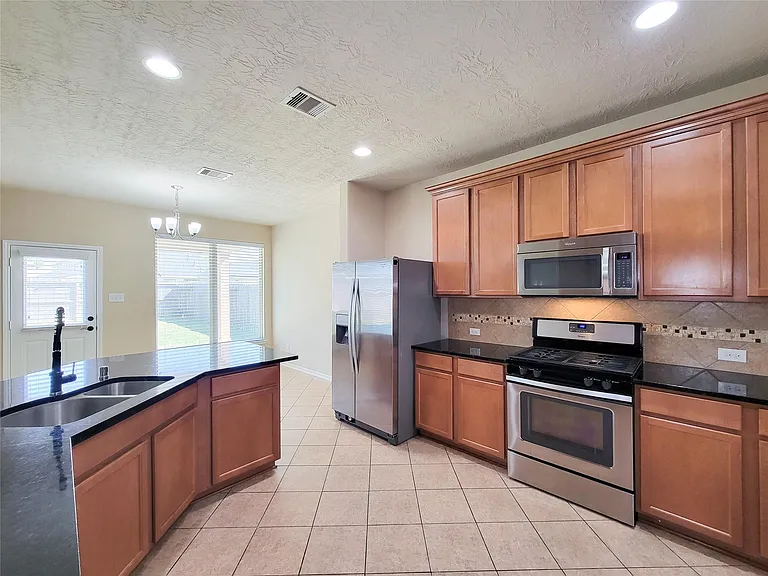 20527 Keegans Ledge Ln — Photo 10