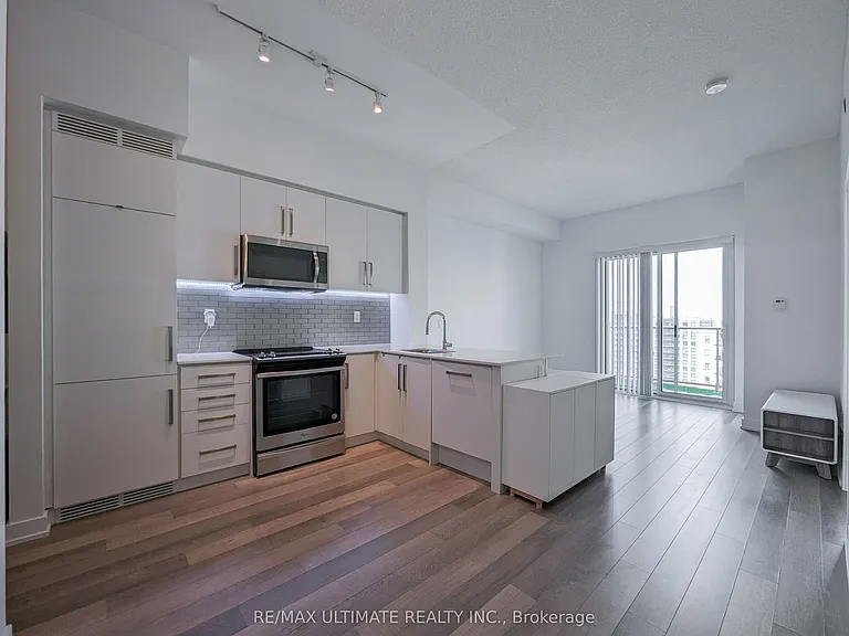 5180 Yonge St #1412 — Photo 10