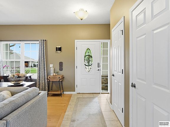 4th image of 11309 Pebblebrooke Blvd