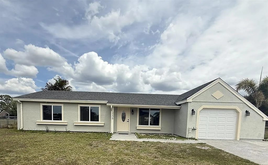 4 bed, 2.0 bath, 1657 sqft, $1,795 — Photo 1