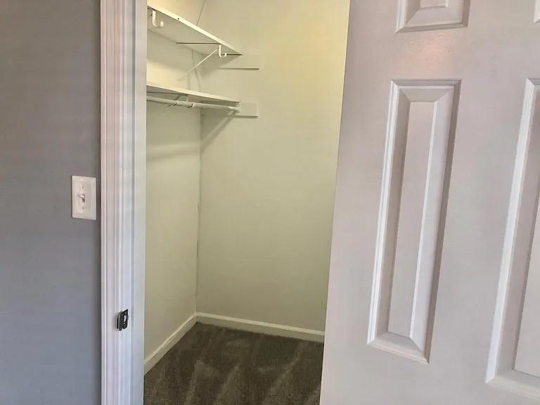 8358 Trinity Rd — Photo 18