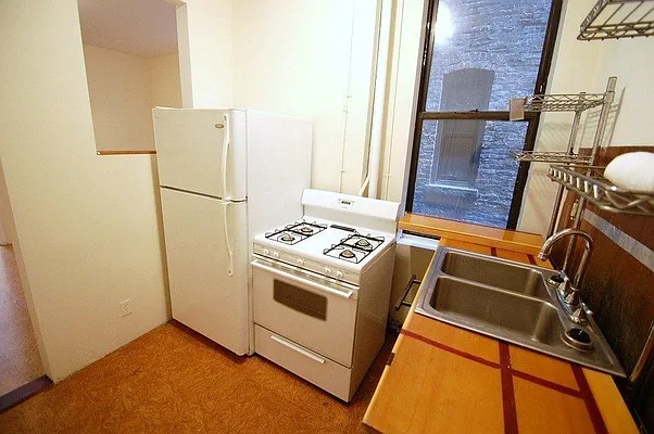 Rented by REAL New York | media 17