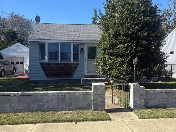 706 Indian Ave N, Cape May, NJ 08204