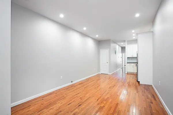 Rented by Compass | media 3