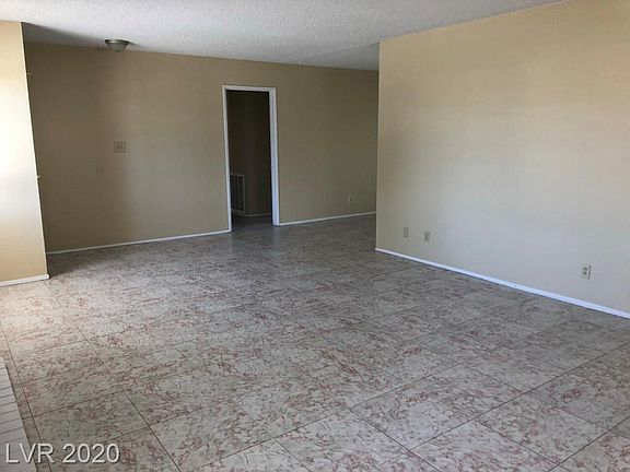5th image of 4208 El Camino Ave