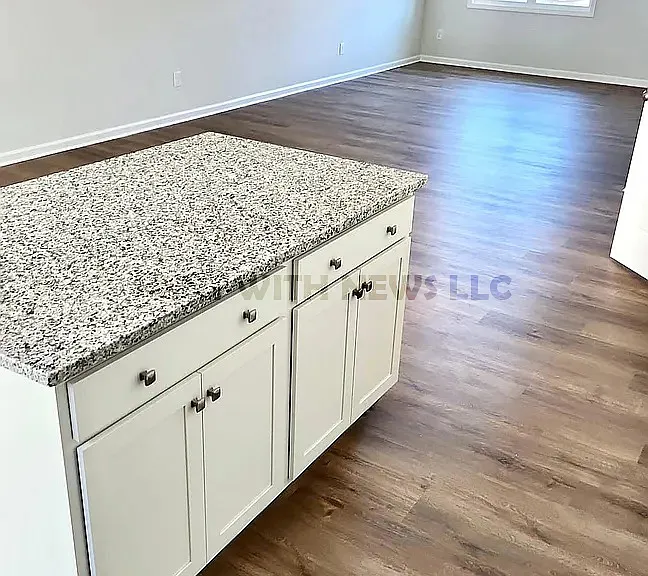 738 Hadstock Path — Photo 4