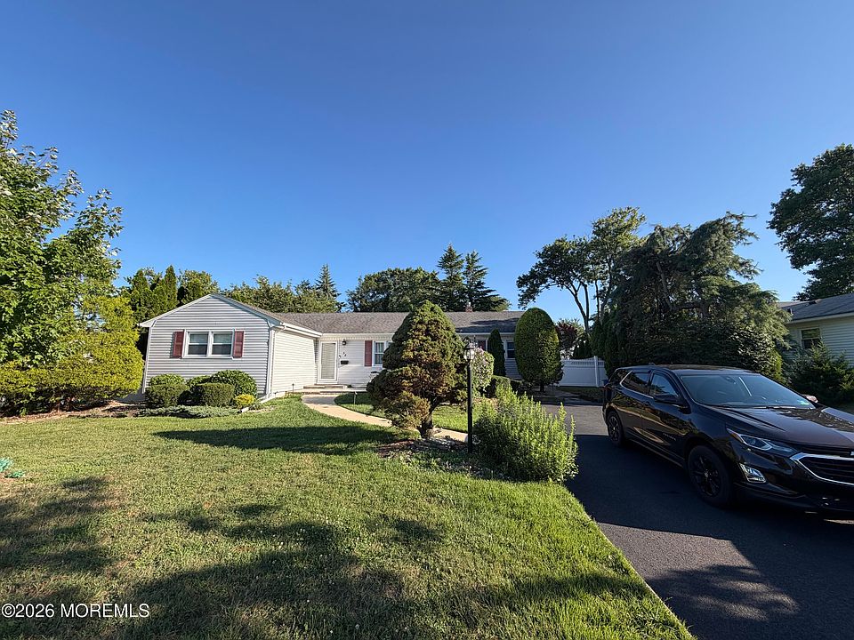 2nd image of 38 Richard Ln